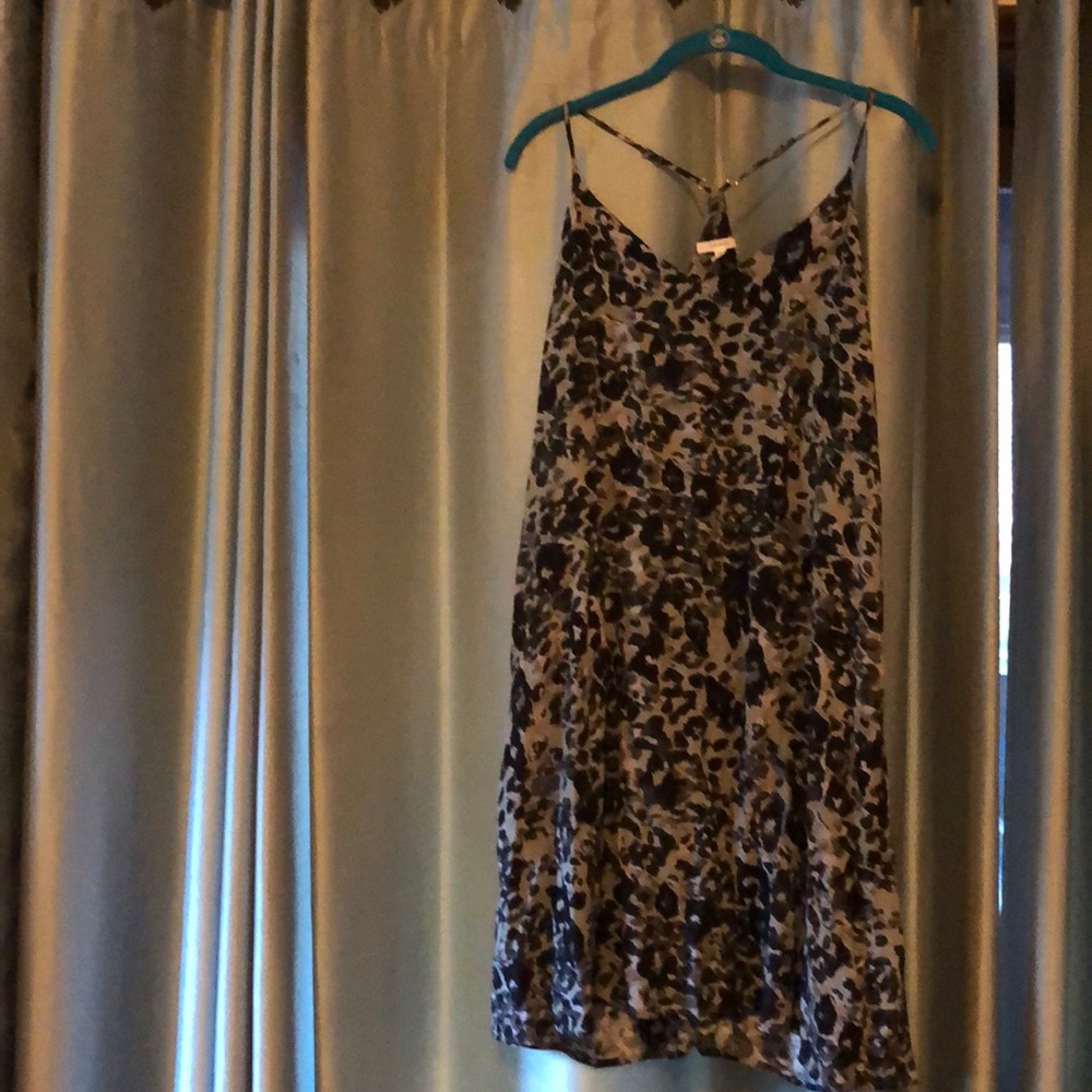 Maurices sun dress!black/grey leopard size large